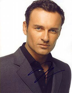 Julian_McMahon.jpg